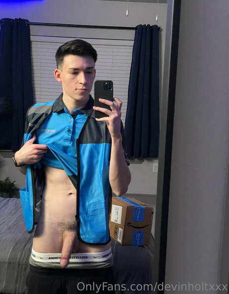 devinholtxxx pretty pornstar pic