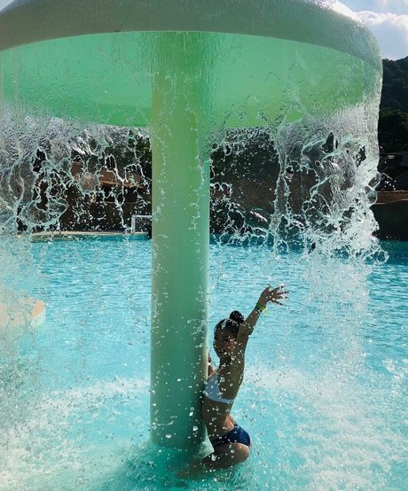 Maru Lee star pretty gallery