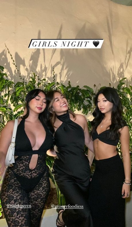 Maru Lee model adult pics