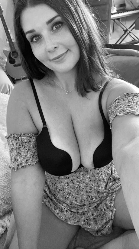 Cyber tits sexy pornstar photo