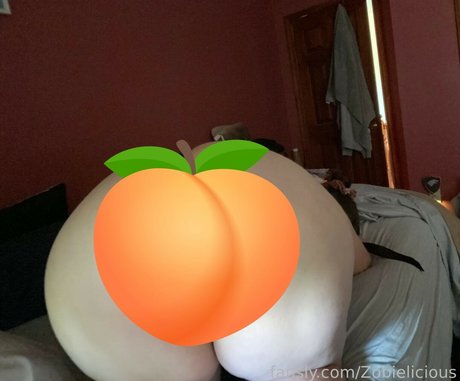 Zobielicious pretty pornstar pic