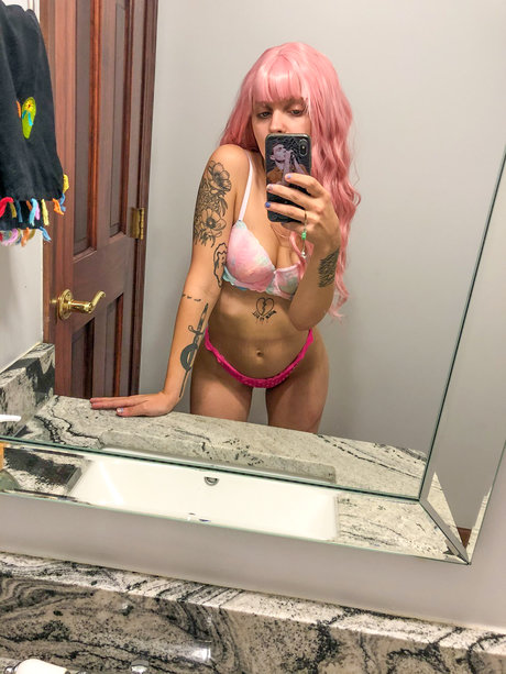 Bonnie Grace nudes model pic