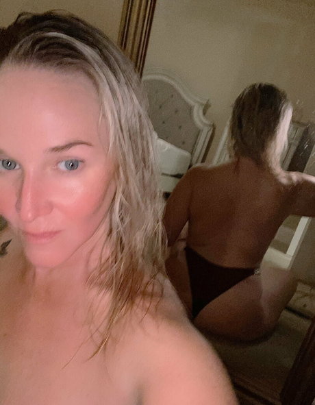 two onlyfans pretty galleries