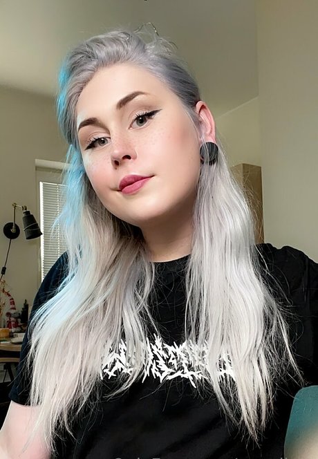 evaellary hot star pics