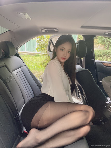 famous onlyfans erotic photos