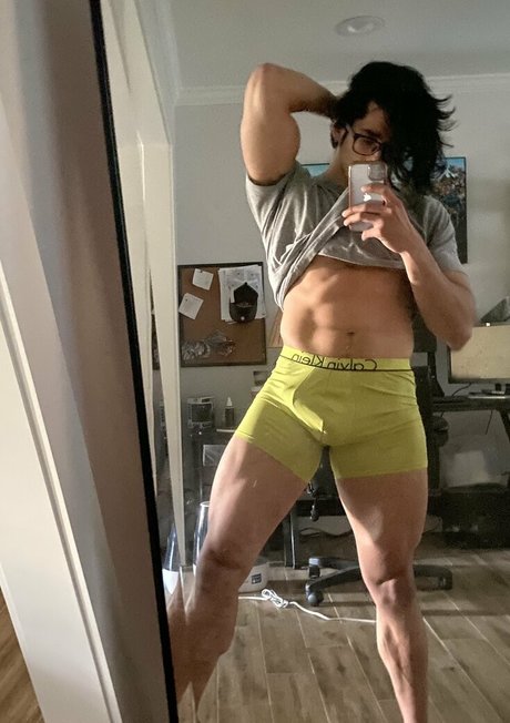 young asian onlyfans sexy images