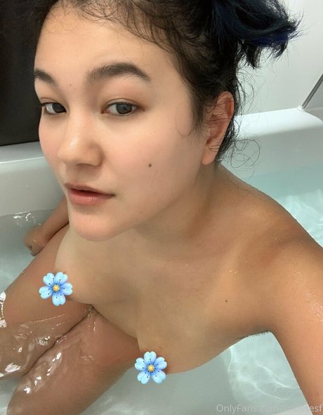 liskissesf adult actress pictures