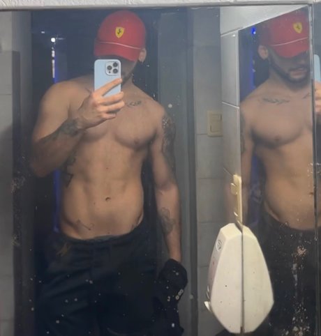 Tadeo motta nude pornstar pic