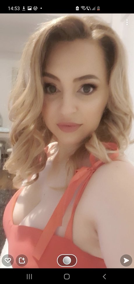 Alina Elena pornstar sexy pictures