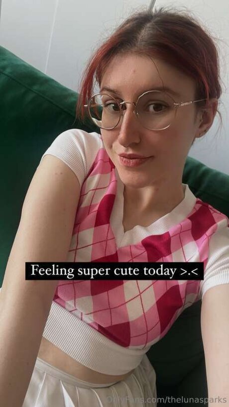 Luna Sparks New Subs FREE rating model art picture