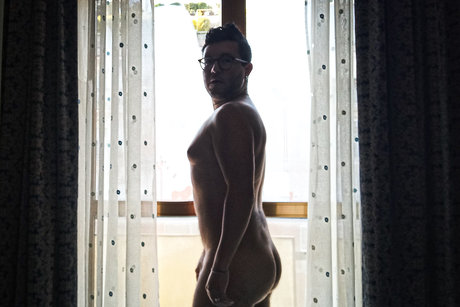 Dirty Spice Boy model naked img