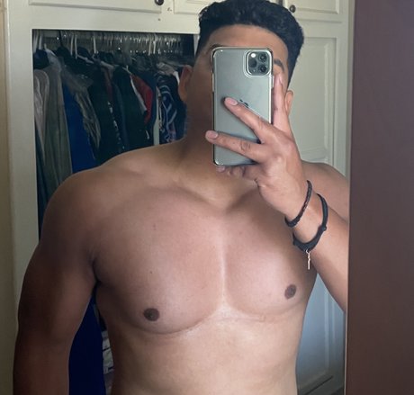 teen natural tits onlyfans pornos images