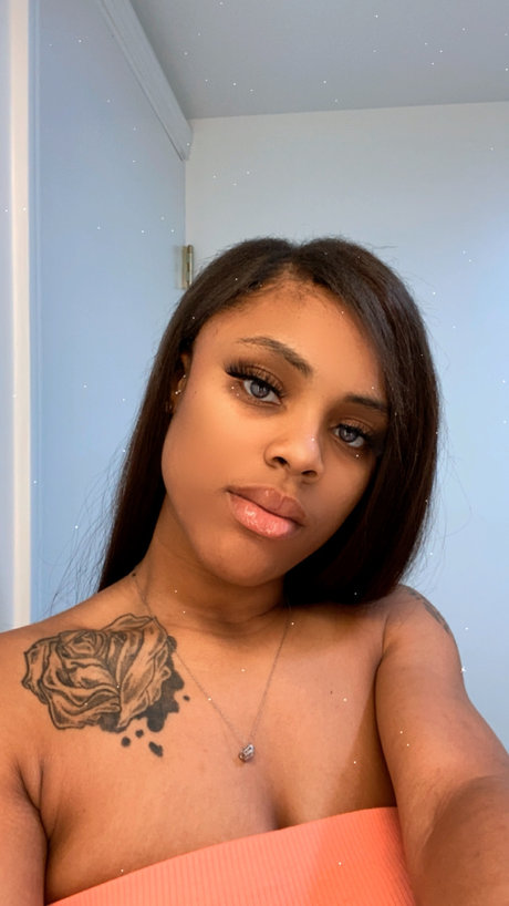 mother onlyfans best pic