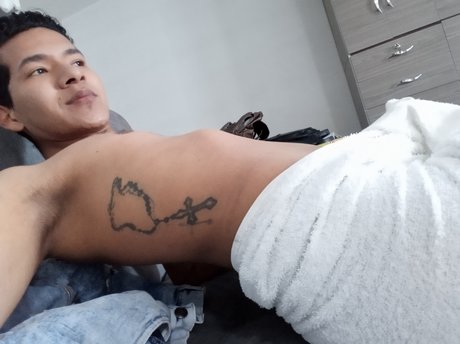 Santiago Yaima nice pornstar archive