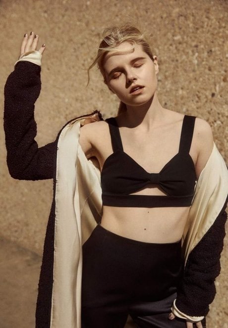 summer nude onlyfans art naked pic