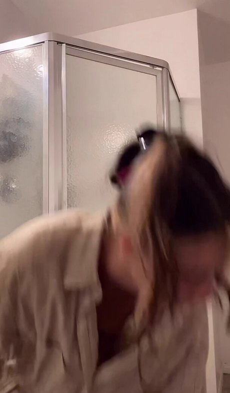 amateur shemale onlyfans naked archive