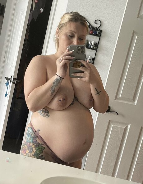 bigbtytxn porn actress image