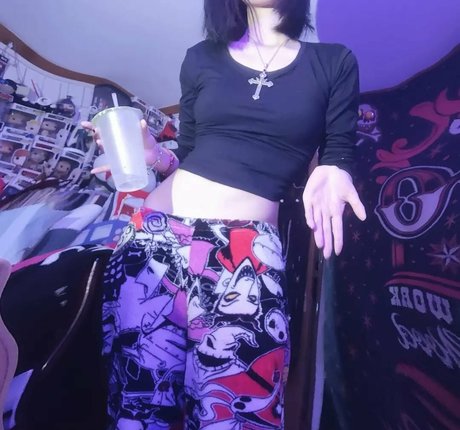 Livingdead kev star nice pictures