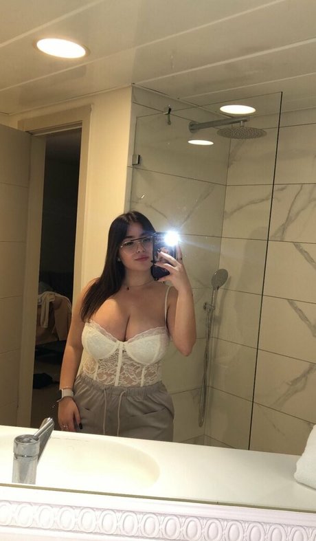 Tamar Abuchzira art pornstar image