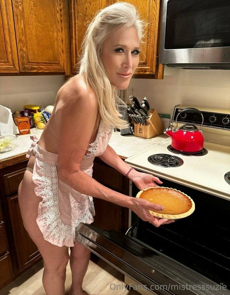 huge tits milf onlyfans adult gallery