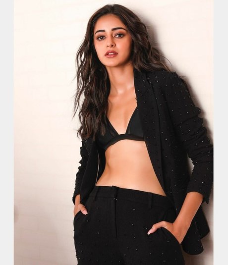 Ananya Panday model hd picture