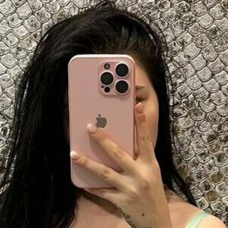 Virgin Butterfly porn model photos