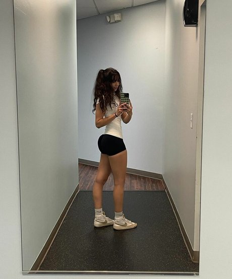 Over taaa sex actress archive