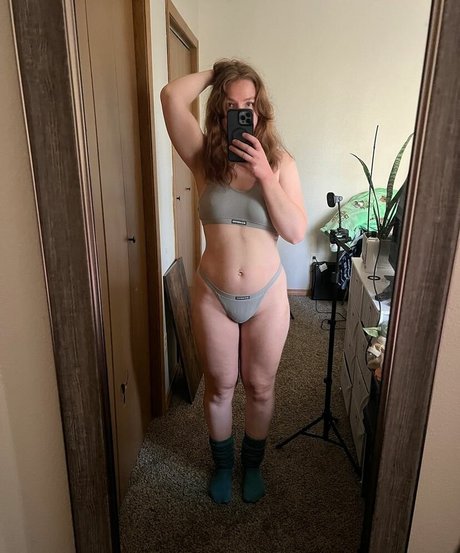 Adorablelilli pretty pornstar galleries