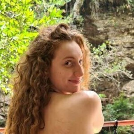 laviniatiburski star nude gallery