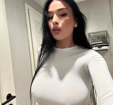 pregnant xxx onlyfans sexy nude photo