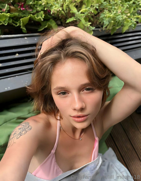 from behind onlyfans free naked img