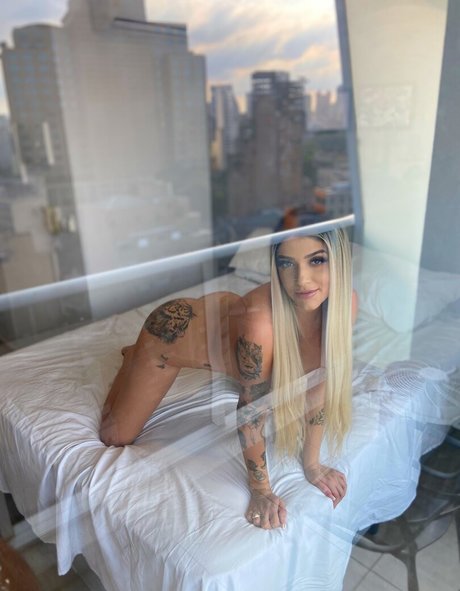 yaranevesss pornographic actress images