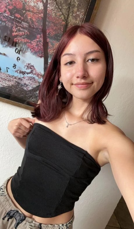 girl on girl onlyfans xxx image