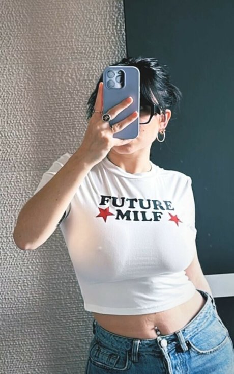 methallika nice pornstar gallery