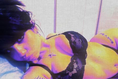methallika pornstar naked pictures
