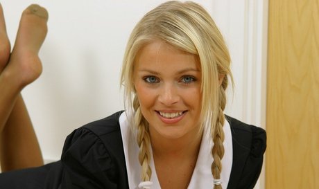 Danni Wells model pornographic photo