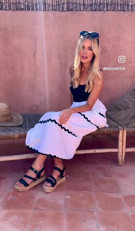 Danni Wells nice star photo