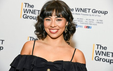 Xochitl Gomez art star pics