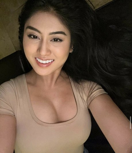 Tiarachakkaw model exclusive pictures