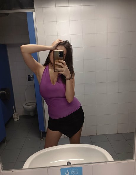 supermire model sex picture