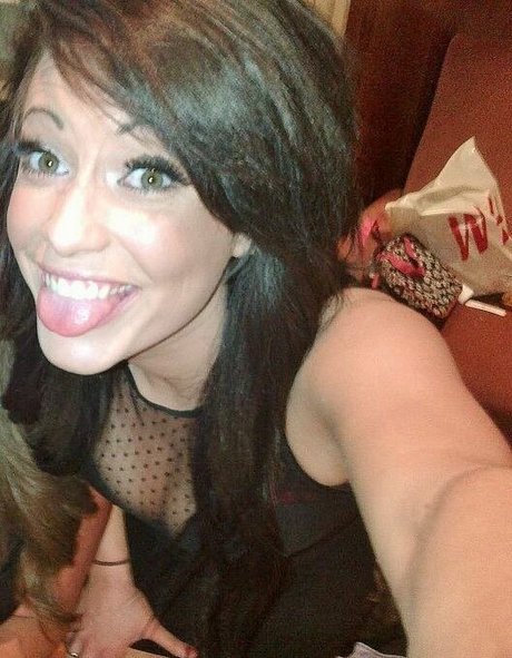 Lauren R star pretty pics