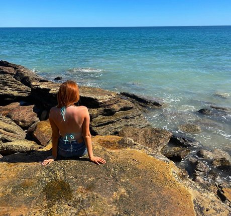 blonde curvy onlyfans porno images