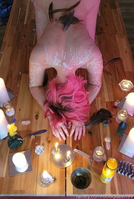 GodQueen99 pornstar best picture