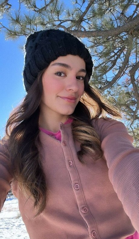 blonde babe onlyfans best image