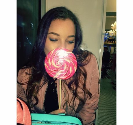 honeyiced pornstar beautiful photos