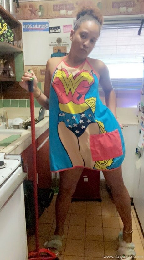 itsdatyaztho pretty actress pic