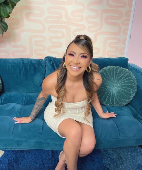 amateur asian onlyfans sex photo
