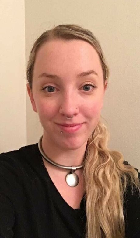 HotwifeAly star nice pics