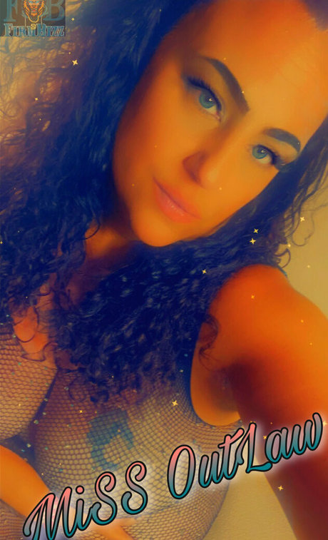 missoutlawakaladyk model porn photos