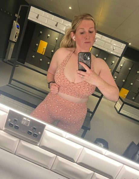 curvykgirl hd pornstar photos
